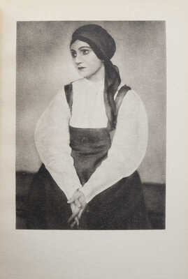 [Обложка и переплет бр. Стенбергов]. Гроссман Л. Алиса Коонен. М.; Л.: Academia, 1930.